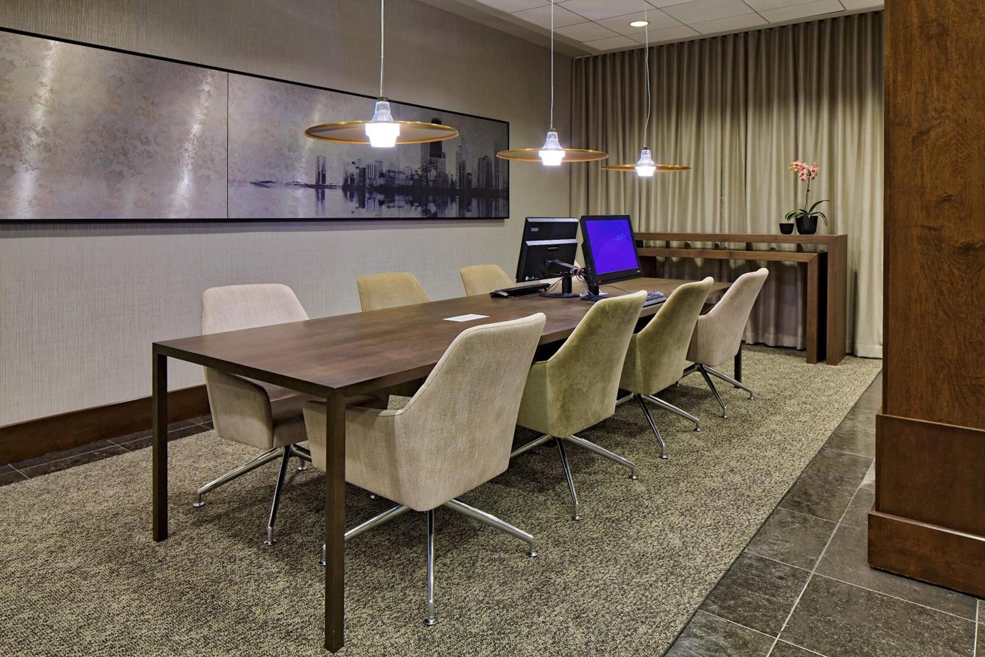 Готель Crowne Plaza - Chicago West Loop By Ihg Екстер'єр фото